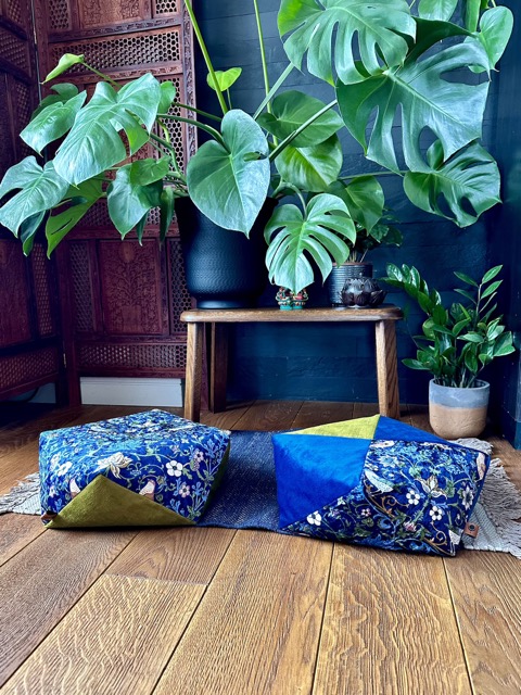 Ojami OGRÓD Z PTAKAMI ZIELEŃ