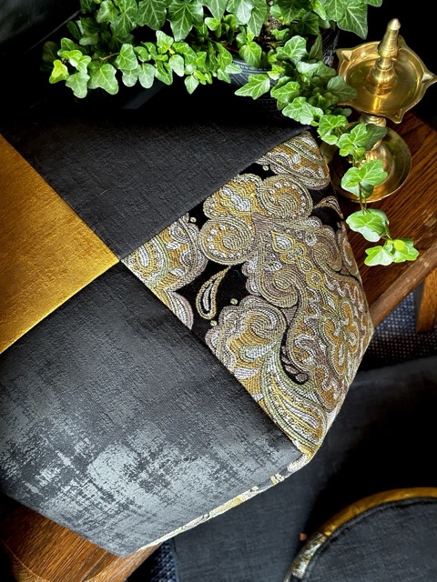 Ojami CZARNY ORNAMENT