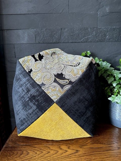 Ojami CZARNY ORNAMENT