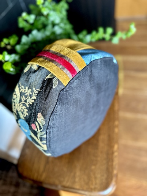 Zafu CHIŃSKA ŚLIWKA w lazurowym błękicie