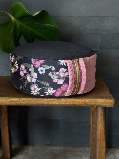 Zafu SUBTELNE KWIATY