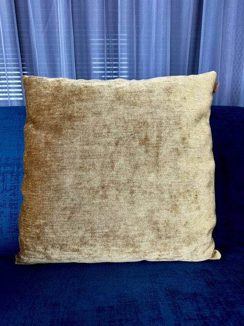 Poduszka  Bonto ze srebrem 50/50 cm