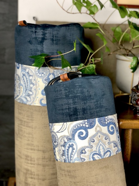 Duży wałek Niebieski ORNAMENT