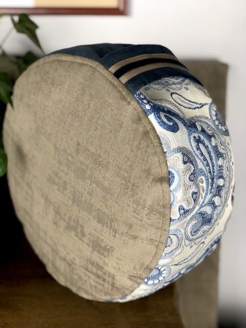 Zafu Niebieski Ornament